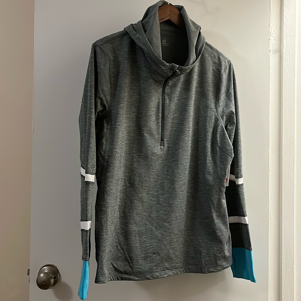 NWT GapFit performance hoodie size XL